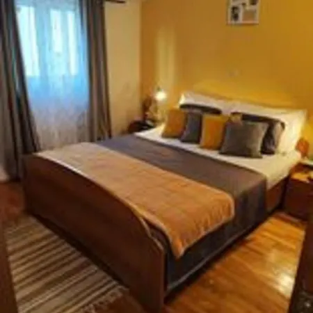 Apartment Sweet *